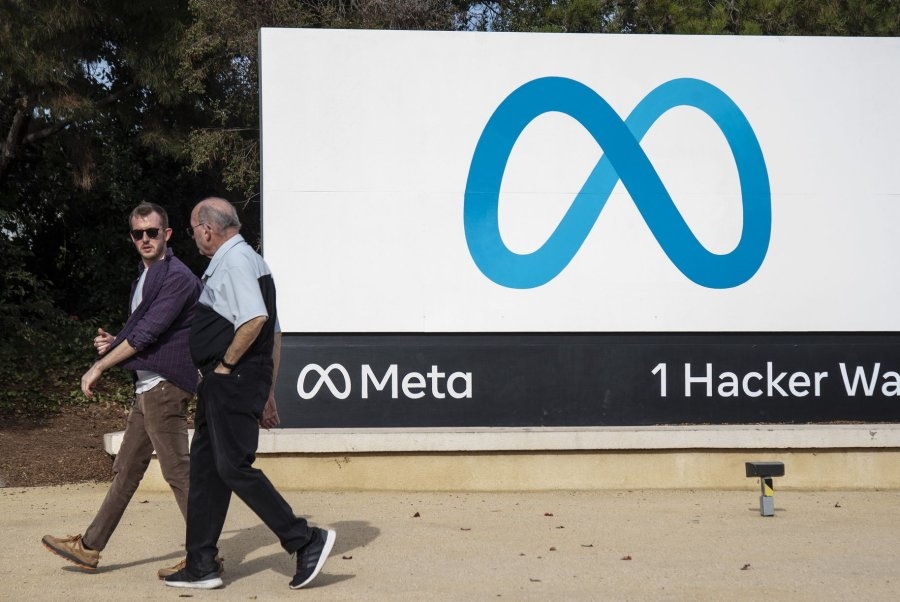 FTC antitrust suit against Meta gets underway in Washington court