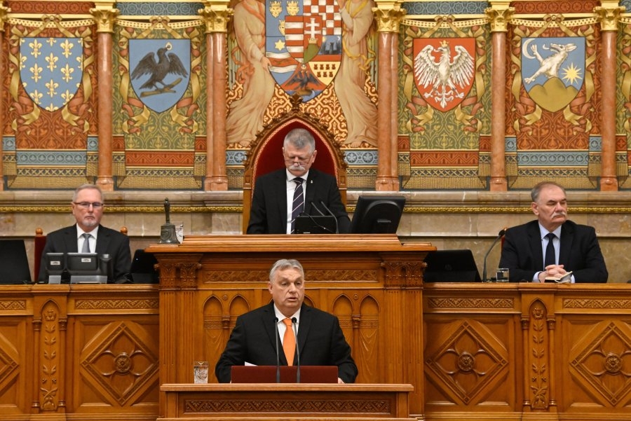Hungary amends constitution, bans public LGBTQ+ gatherings to 'prioritize children's rights'