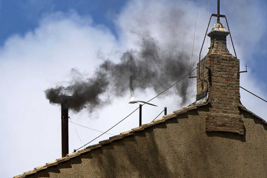 Papal conclave: Third round of balloting fails to produce new pope