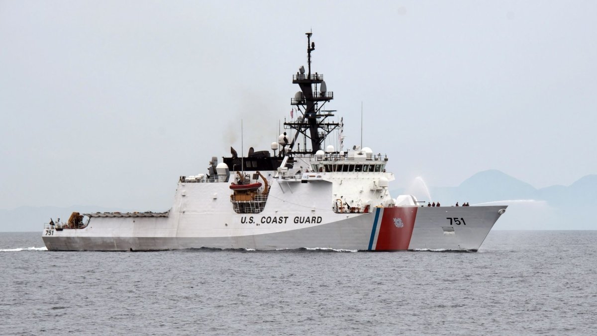 Coast Guard recovers 3 bodies following plane crash off California