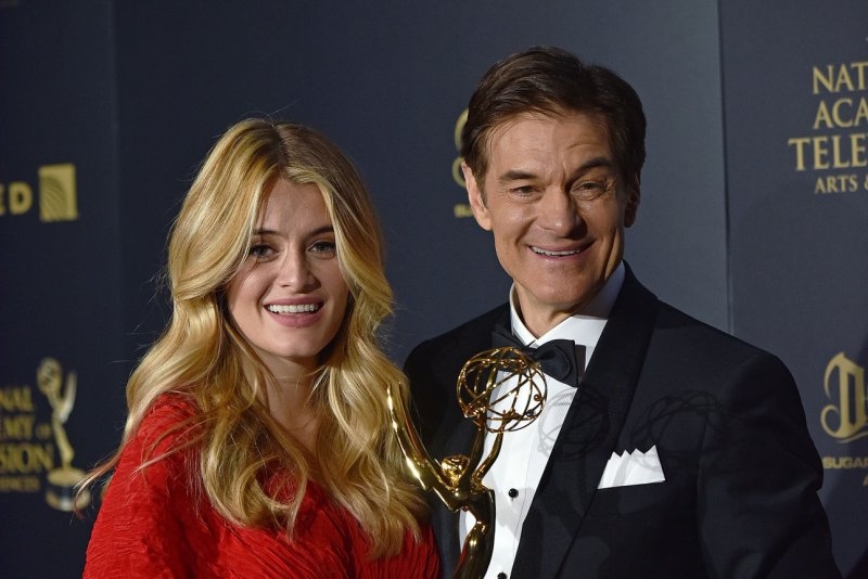 Daphne Oz says daughter 'bounced right back' after fainting at White House