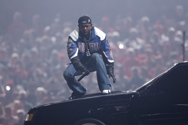 Kendrick Lamar's 'GNX' tops U.S. album chart