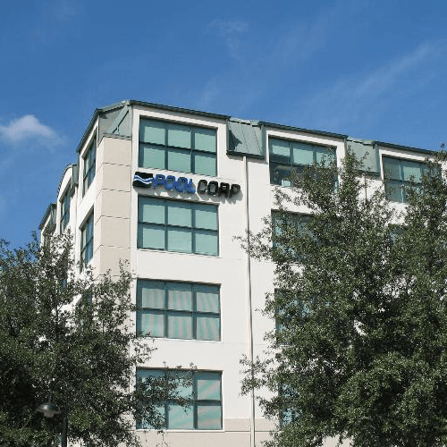Pool Corp (POOL) Q4 2024 Earnings Call Highlights: Navigating Challenges with Strategic Growth