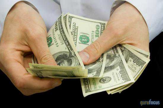 UnitedHealth (UNH) Eyes $1 Billion Exit From Latin America Amid Crisis Fallout