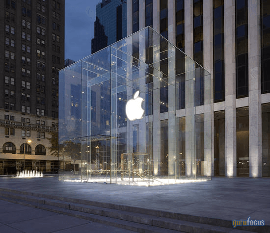 Apple Readies New Gaming App Across Devices