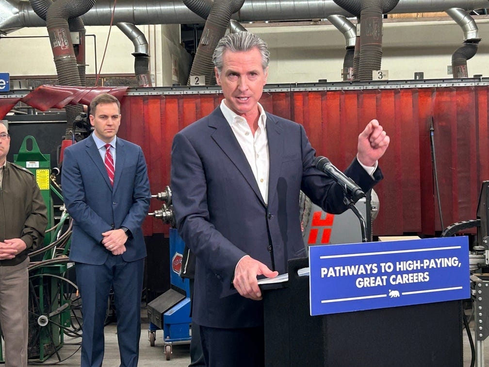 Senate Republicans block California's 2035 electric vehicle plan