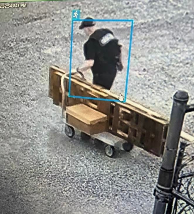 FBI joins search for prison escapee known as 'Devil in the Ozarks'