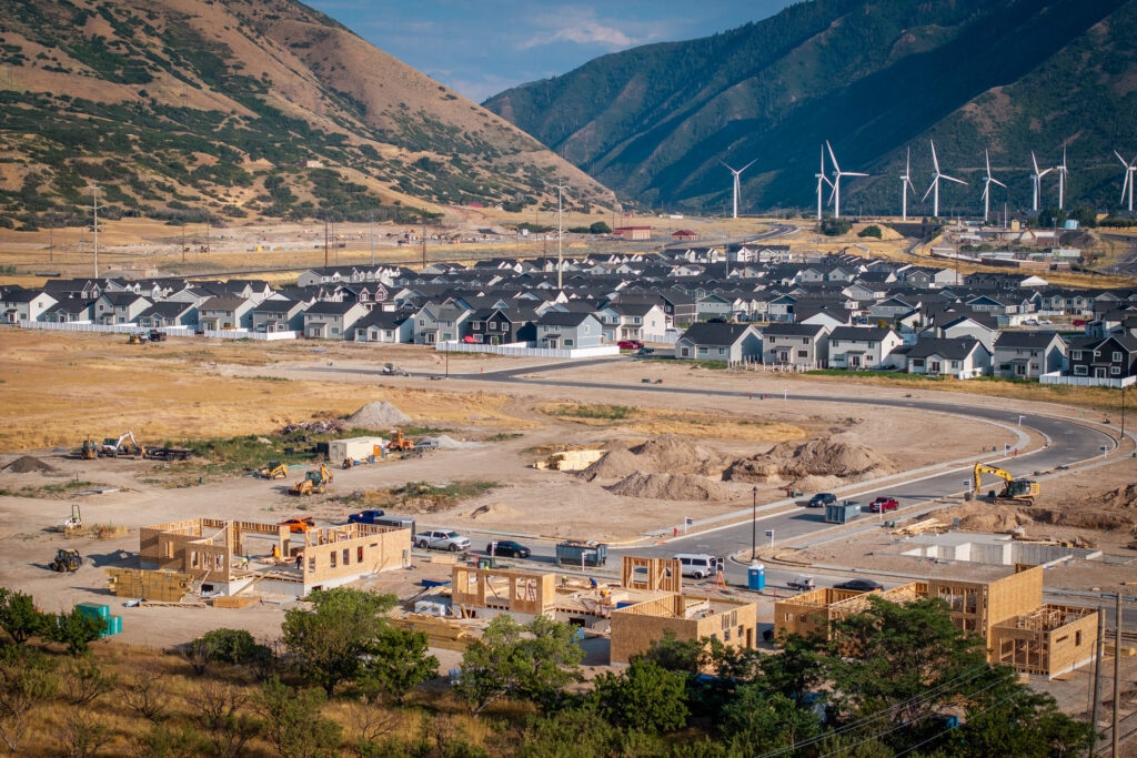 Gov. Cox seeks to unite state agencies, organizations to strategize on Utah growth