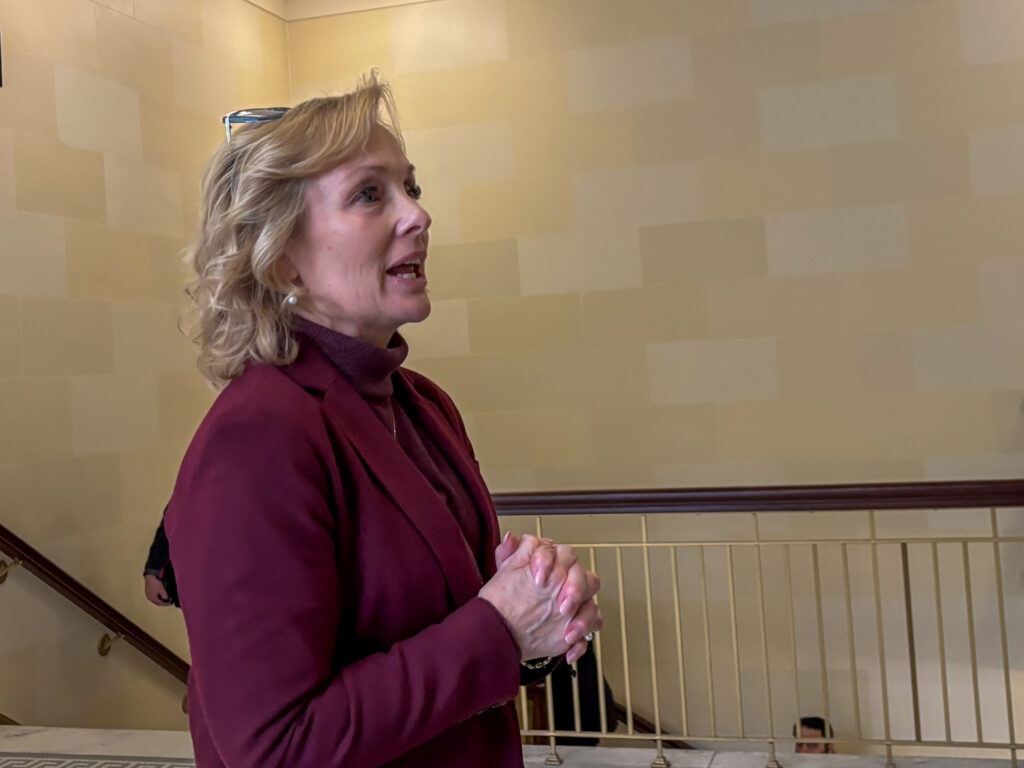 Tension brews between state auditor and top lawmakers over office relocation