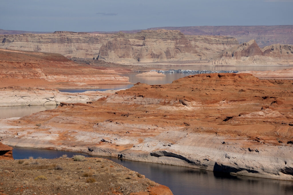 Trump signs resolution allowing for expanded motorized recreation around Lake Powell