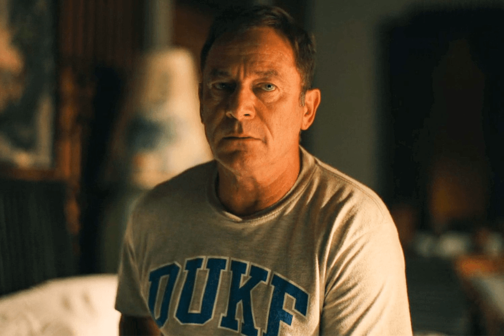 Jason Isaacs Says ‘White Lotus' Equal Pay Earned Each Actor $40,000 an Episode: ‘Do I Mind That I Wasn't Paid More Than' Younger Co-Stars? ‘I Never Work for Money'
