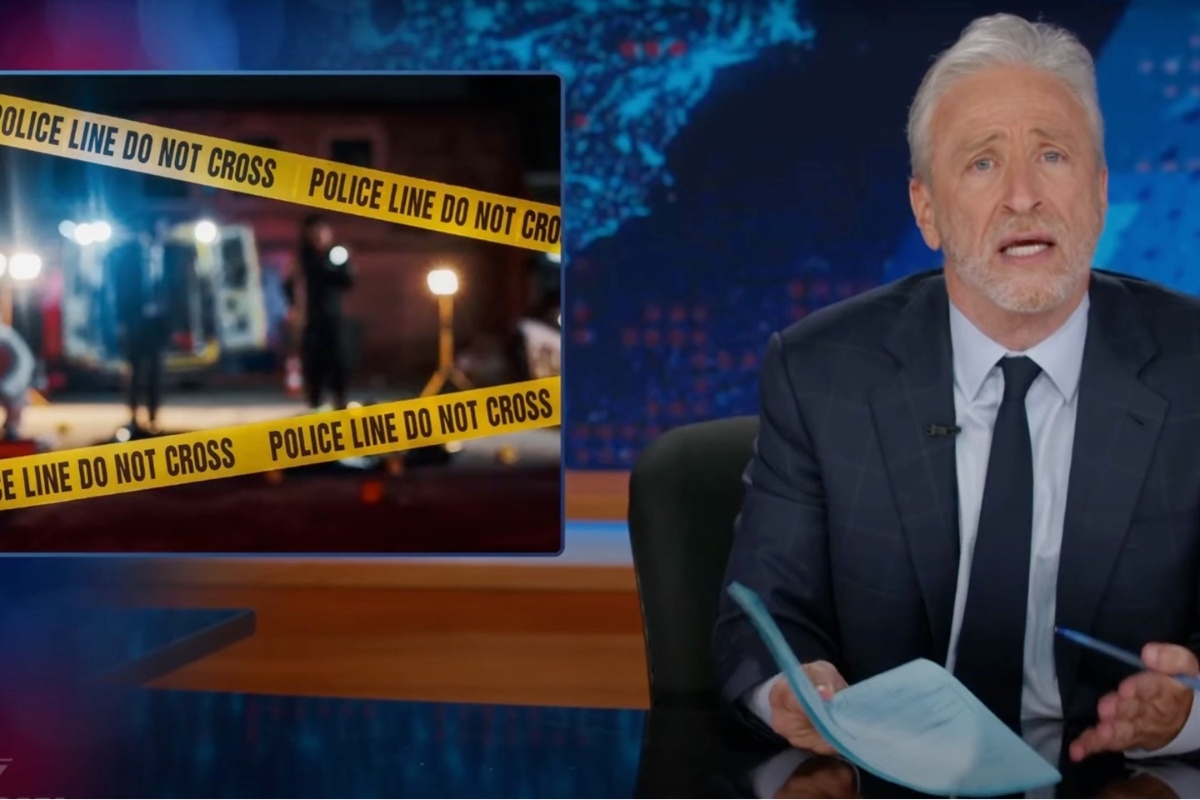 Jon Stewart Gives Furious Monologue Shaming the Right For Their Response to Killings of Minnesota Lawmakers: ‘What Blows My Mind Is Our Resignation in the Aftermath'