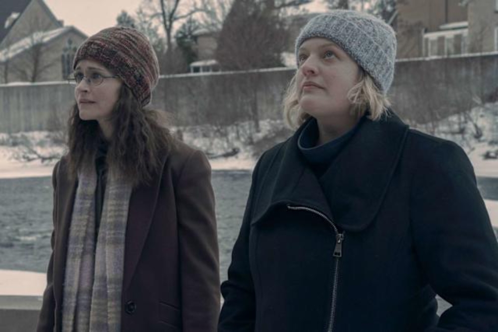 ‘The Handmaid's Tale' Emmy Plans: Elisabeth Moss' Surprise Directing Episode Choice, Alexis Bledel Goes for Guest Actress Despite New Rules (EXCLUSIVE)