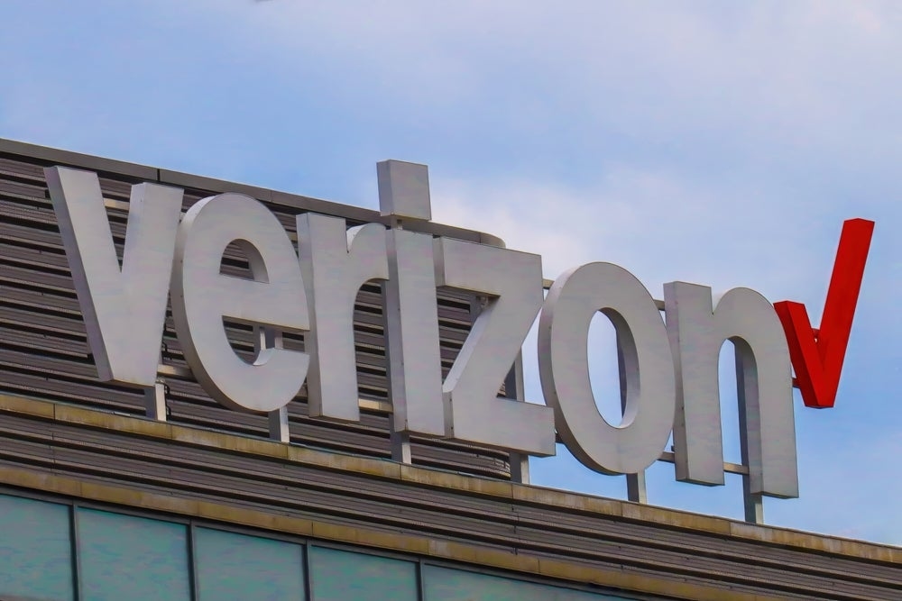 Verizon among global telcos showing staying power in IoT