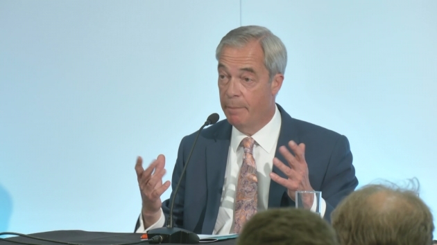 Nigel Farage backs US strikes on Iran and blasts UK govt