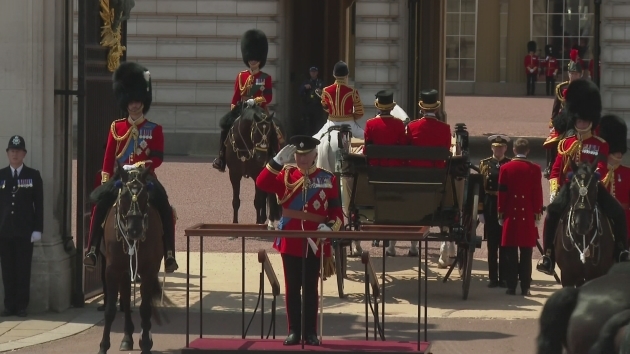 King salutes troops at end of Trooping the Colour