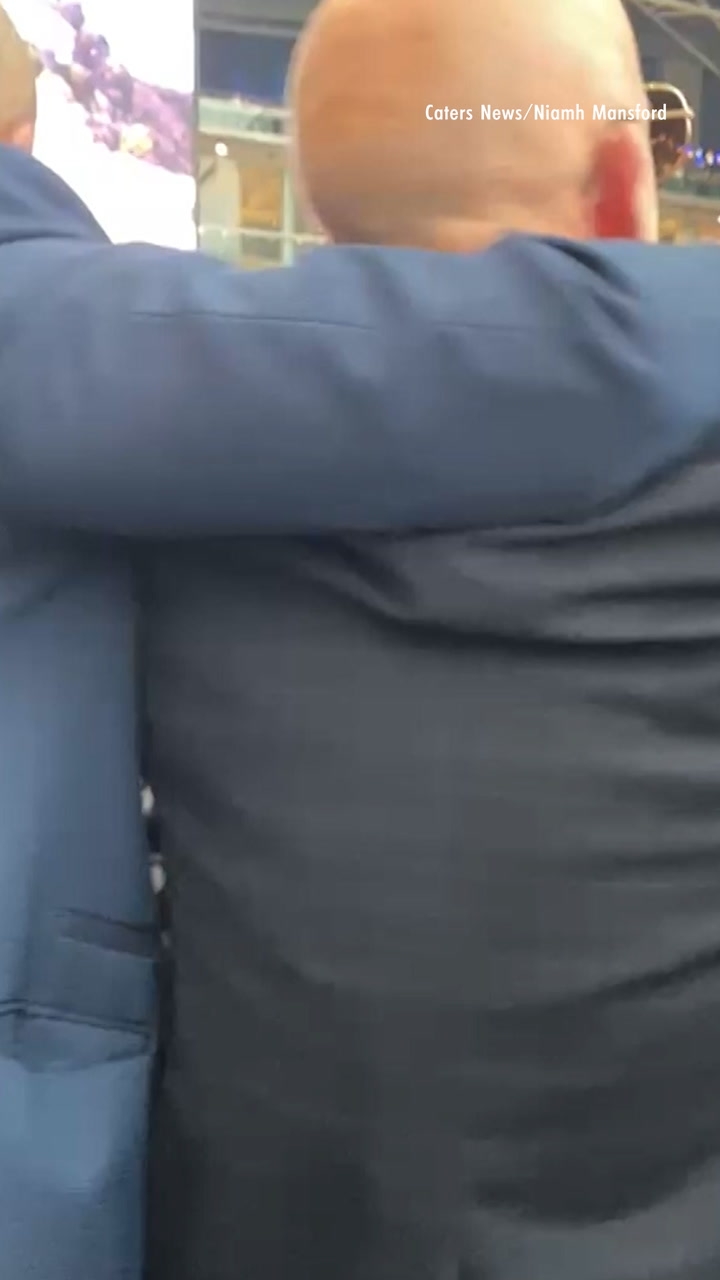 Crowd Mistakes Dad for Pitbull