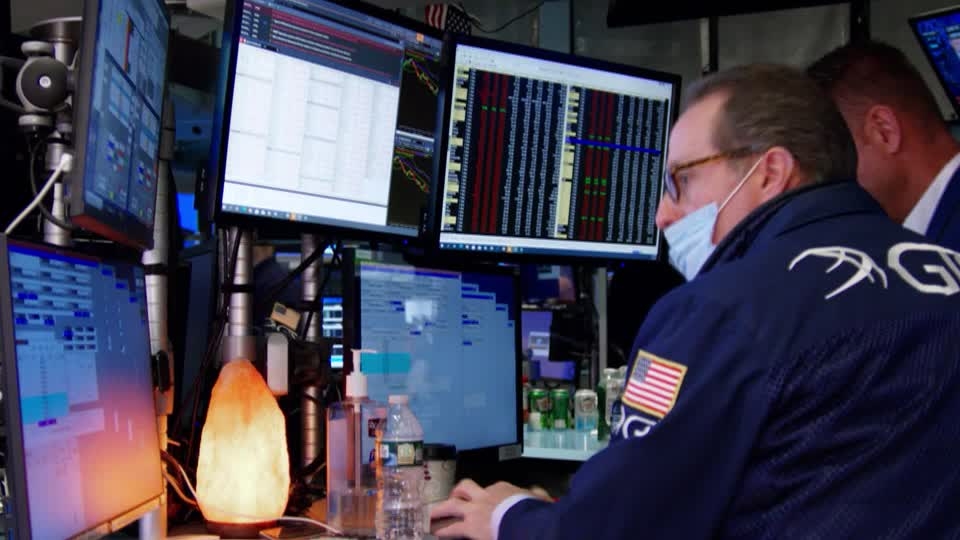 Wall St ends sharply lower as Iran retaliates against Israel attack