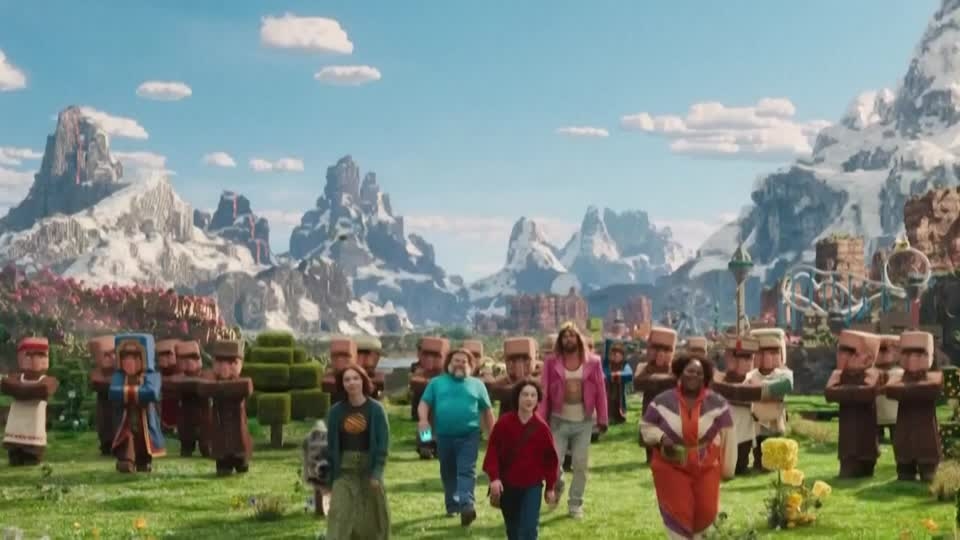 AMC beats estimates as blockbuster titles boost theater attendance