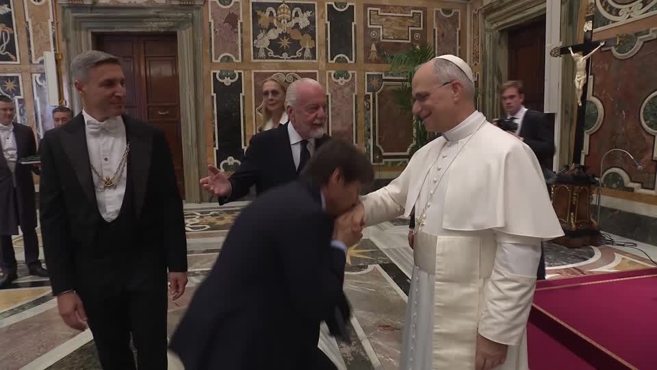 Pope Leo receives signed jersey from Serie A champions Napoli
