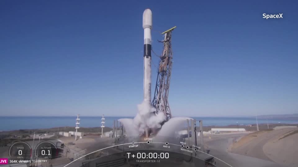 Trump-Musk feud puts at risk billions in SpaceX contracts, jolts NASA