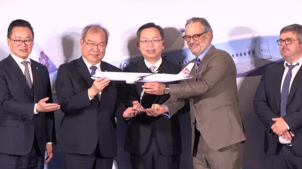 Airbus better at managing supply chain disruption, senior exec says