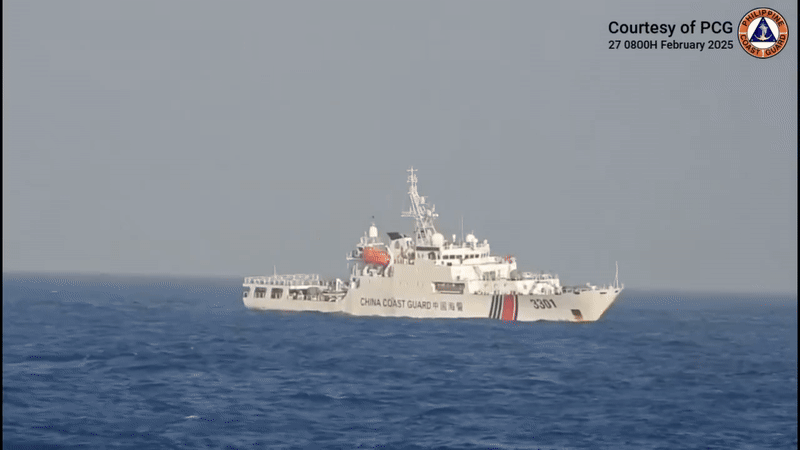 Philippine Coast Guard Issues Warning to Allegedly Errant Chinese Vessel