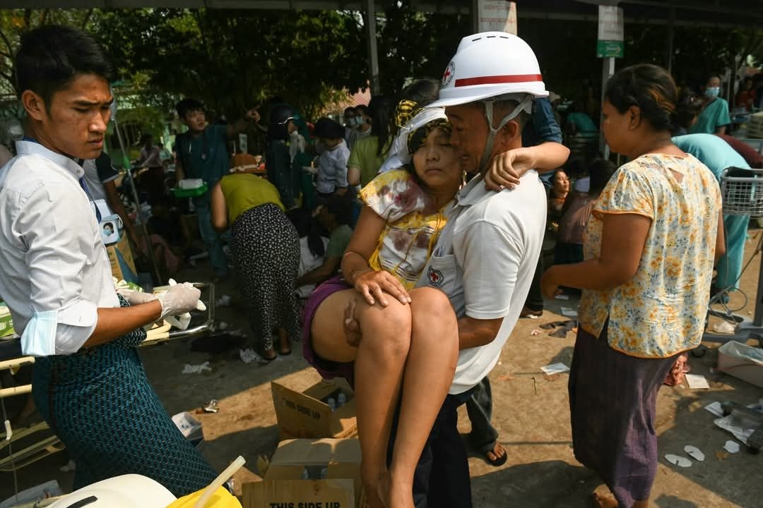 Red Cross Aids Victims After Deadly Myanmar Earthquake