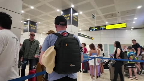 Bob Geldof takes Ryanair flight, tells passenger: 'I don't spend on luxury travel