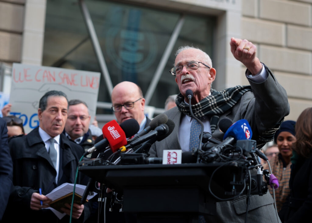 Youngkin to set special election for Connolly's seat amid primary season juggle