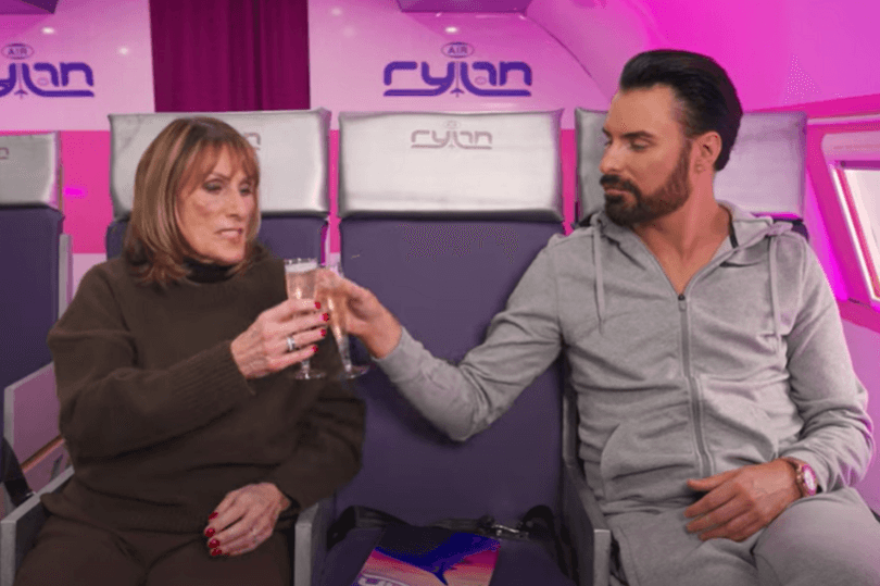 Hilarious reason Rylan has a tracker on his mother's phone