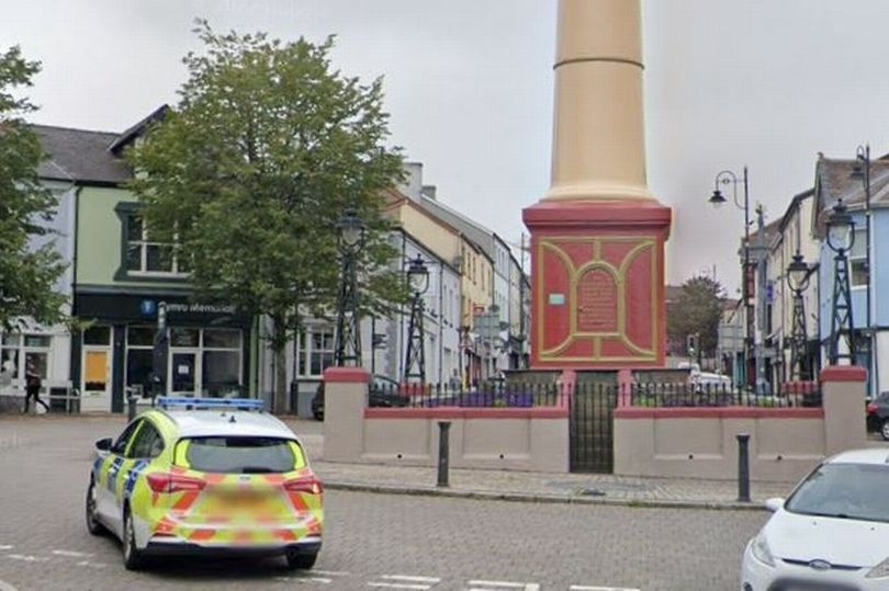 Armed police called to town centre after reports of man carrying knife