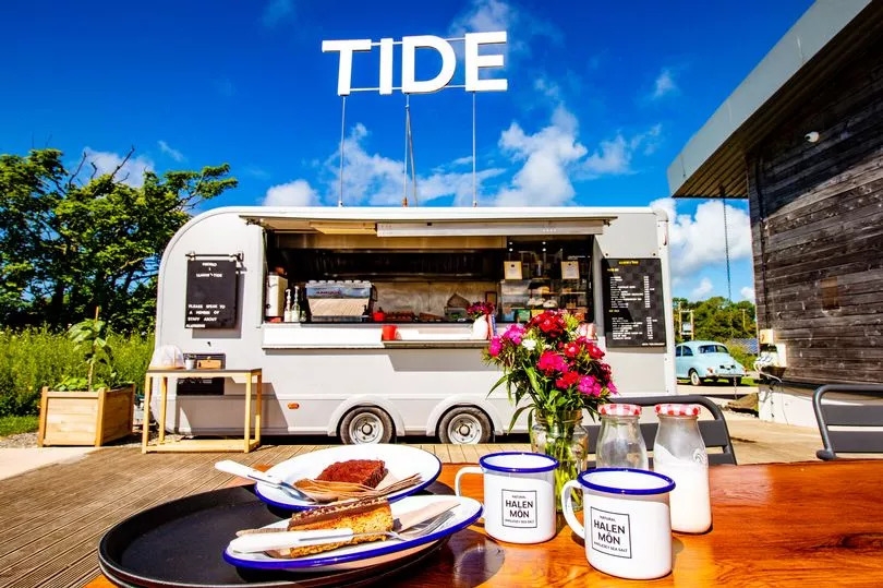 The coastal coffee shop with a lush sea view and the best brownies
