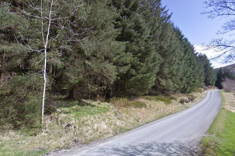 Illegal rave takes over Welsh beauty spot as public warned to avoid area