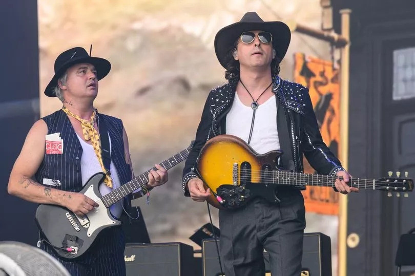 People have one complaint as The Libertines wow Glastonbury