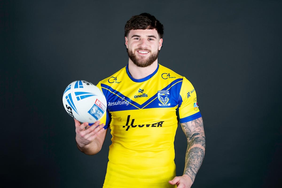 SQUAD NEWS: Long-term injury returnee and possible debutant in Wire's 21