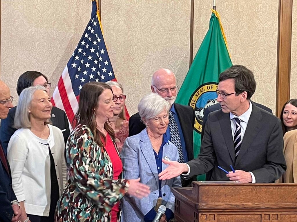Bishops sue to overturn new WA law requiring clergy to report child abuse