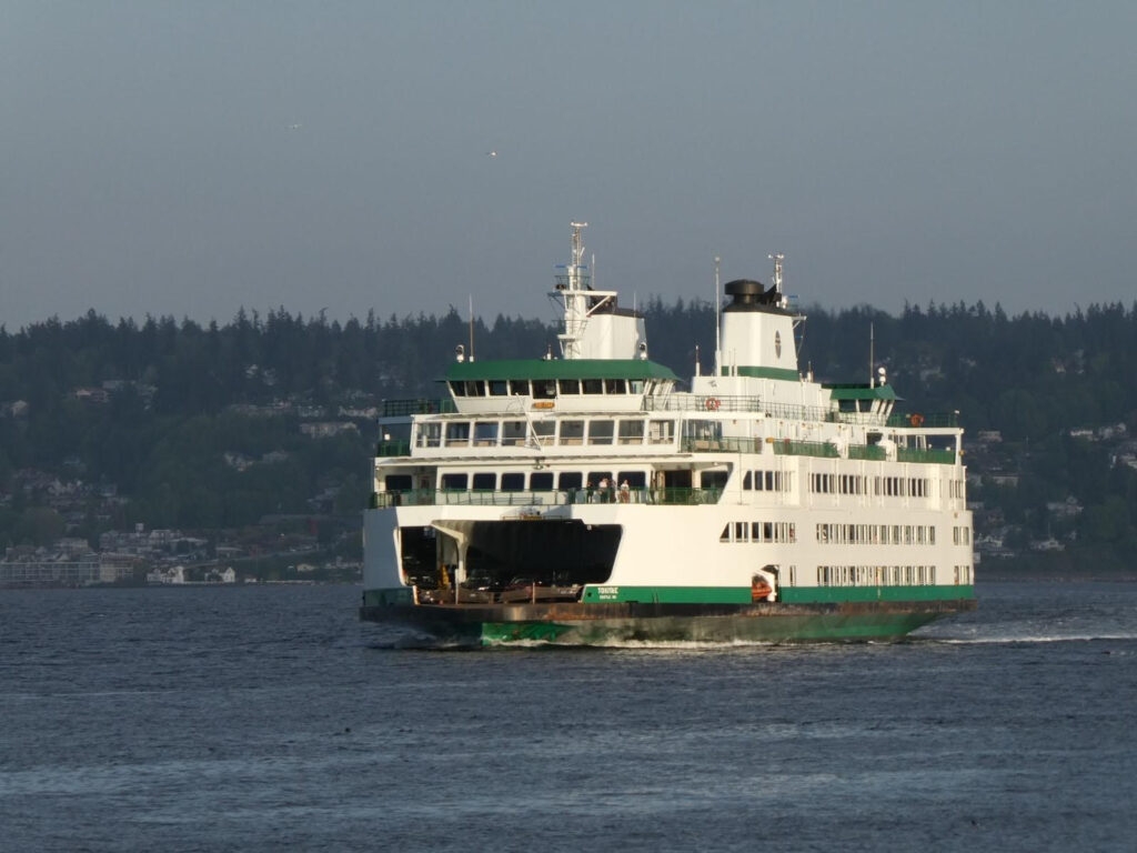 Bids to build new plug-in Washington state ferries come in high
