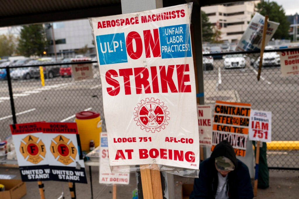 WA House OKs unemployment benefits for striking workers, but adds four-week limit