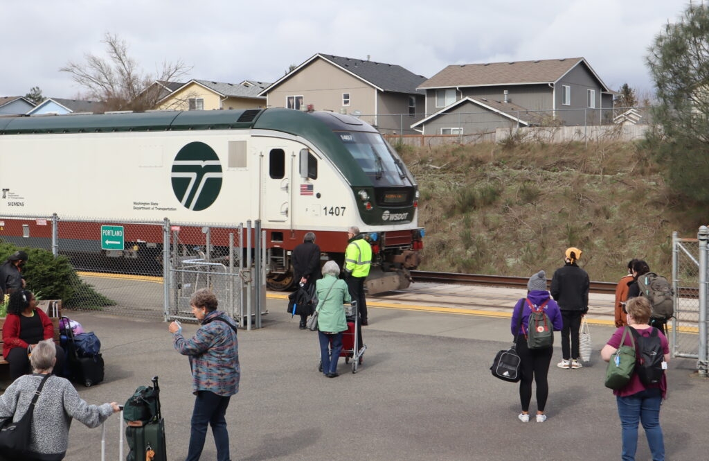 Amtrak Cascades begins restoring canceled service