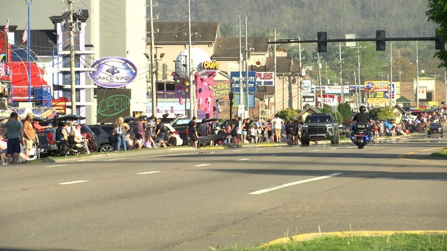 Pigeon Forge gears up for busy summer as vacationers flock to East Tennessee