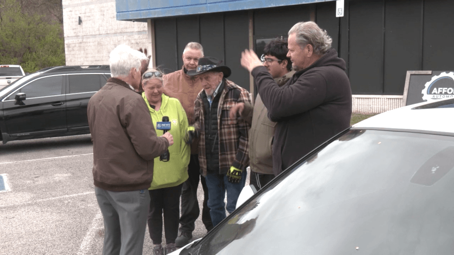 Police investigating Knoxville auto shop that customers say held cars for months or years