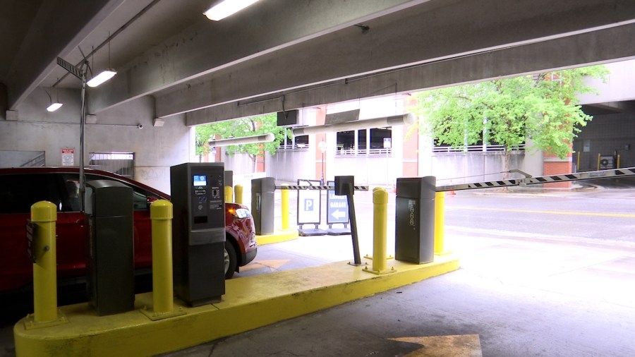 How long does it take? 6 News tests parking options at Covenant Health Park