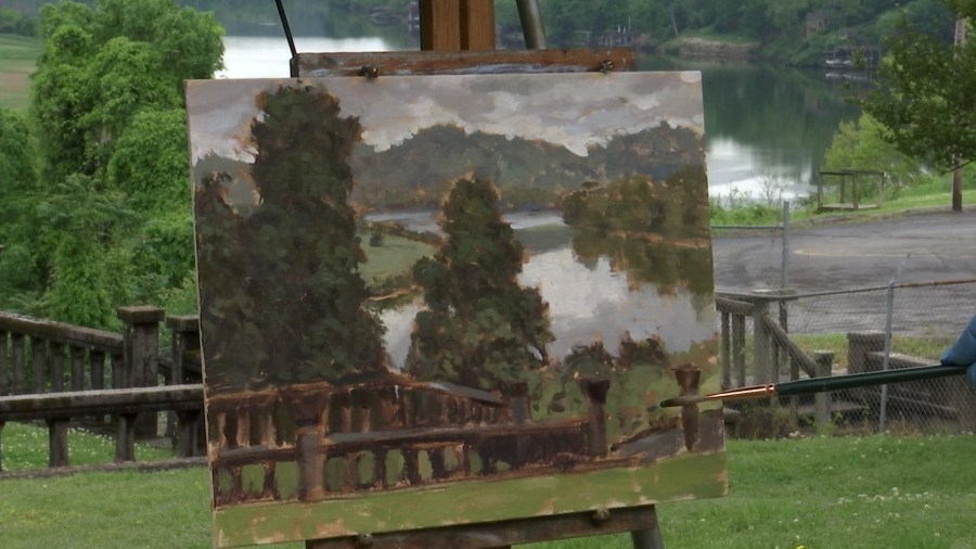 ‘Magical' Artists highlight Knoxville's beauty by painting scenes across the city