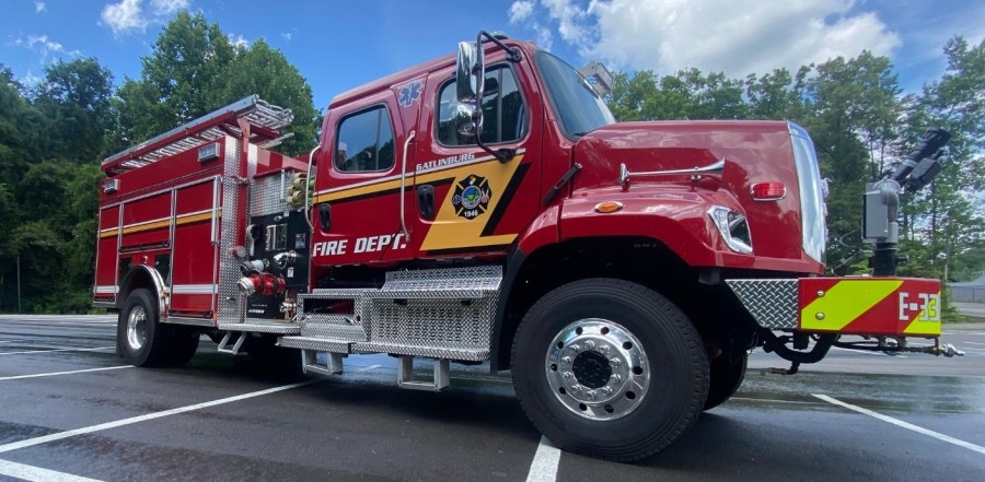 Wildfire near Gatlinburg contained after burning two acres