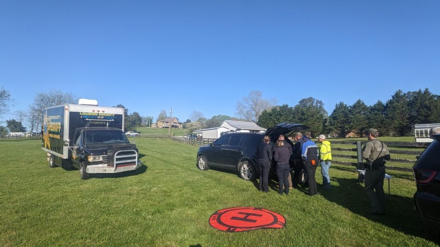 Search underway for missing teens after police pursuit in Loudon County