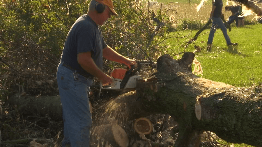 Sweetwater community continues to rally together with cleanup day after EF-0 tornado