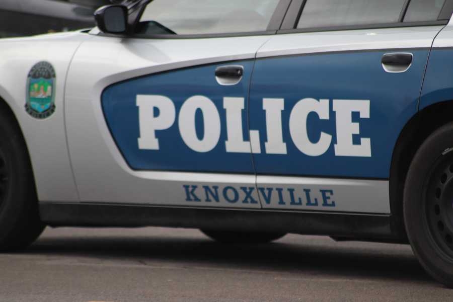 Four injured, two charged after vehicle flees traffic stop in Knoxville