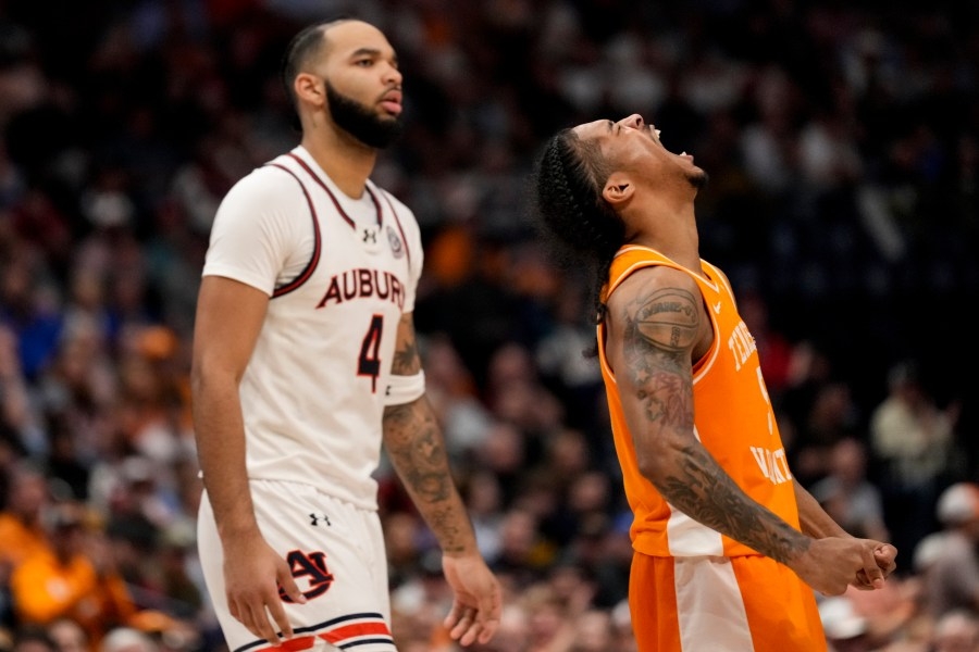 Vols topple the Tigers, advance to the SEC Tournament Final