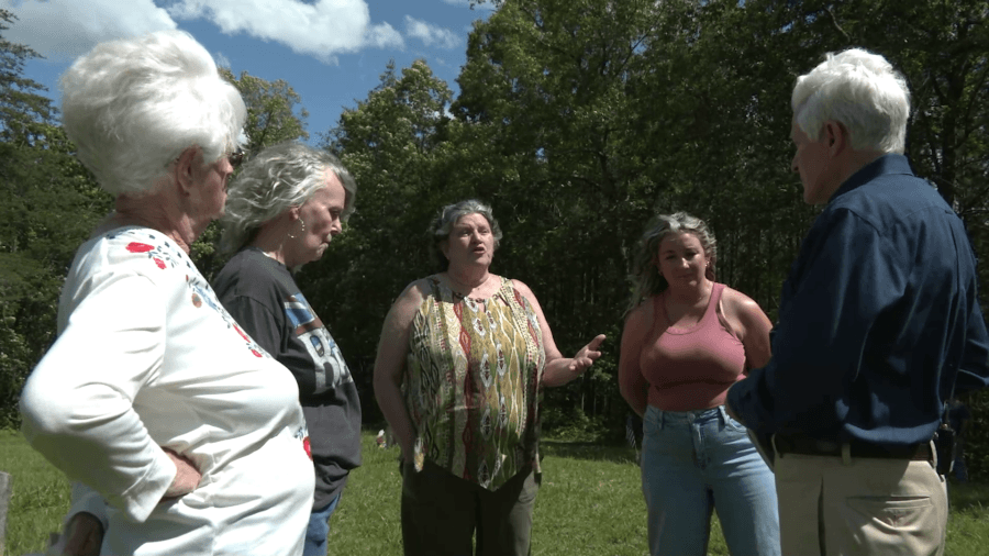Tellico Plains families fighting to regain full access to historic cemetery
